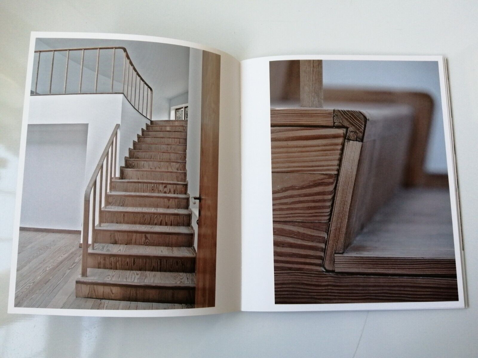 Danish bookletARNE JACOBSEN's Own SummerhouseRare booklet from 201332 pages