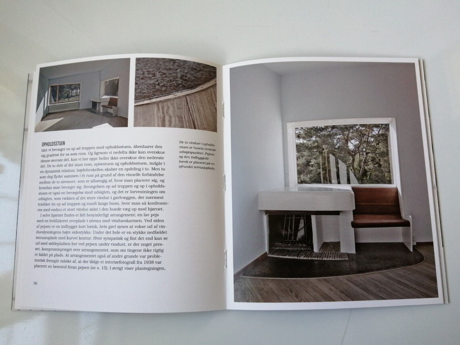 Danish bookletARNE JACOBSEN's Own SummerhouseRare booklet from 201332 pages