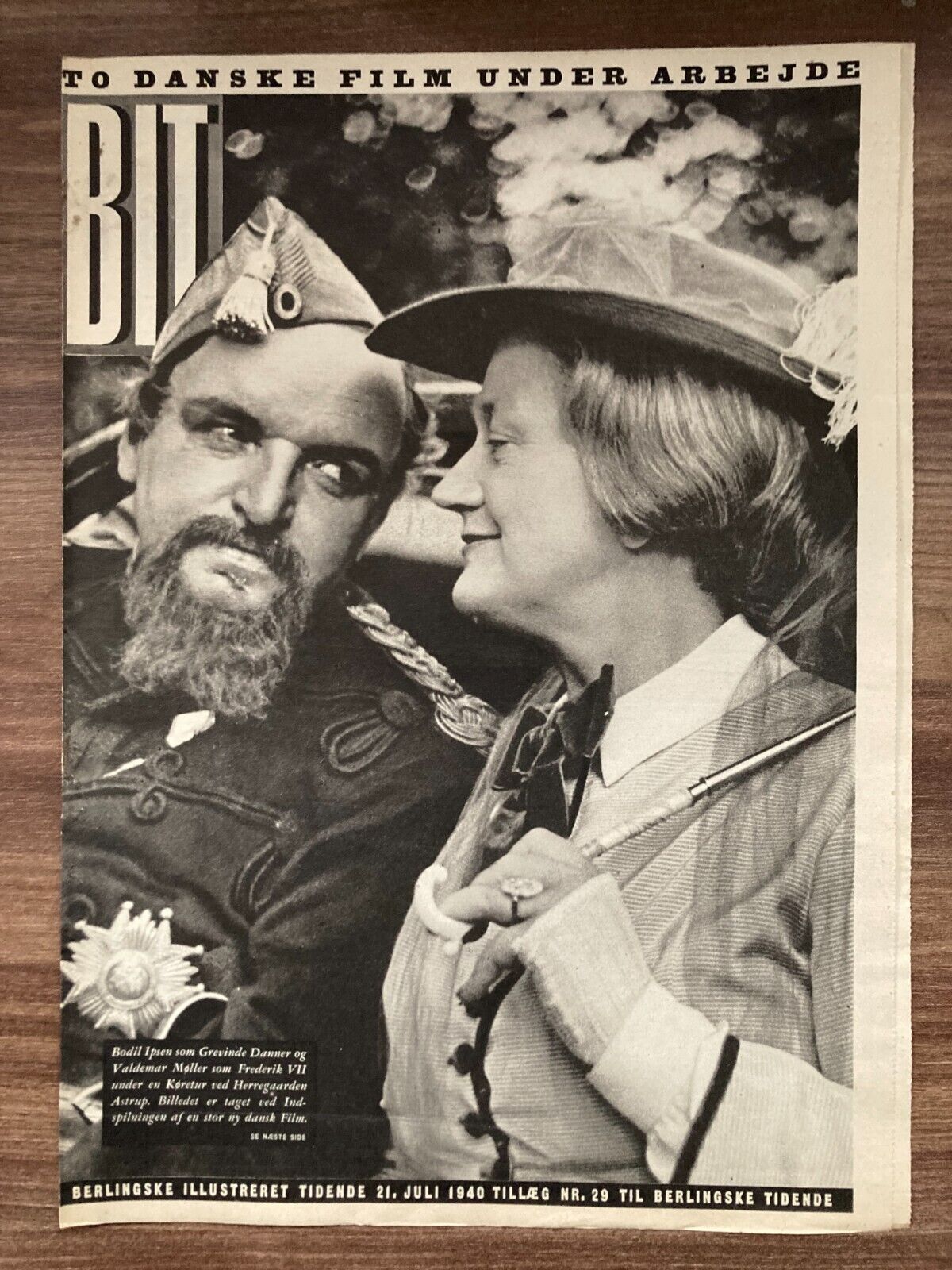 Bodil Ipsen Valdemar Møller Astrup Danish Magazine 1940 "Berlingske IT"