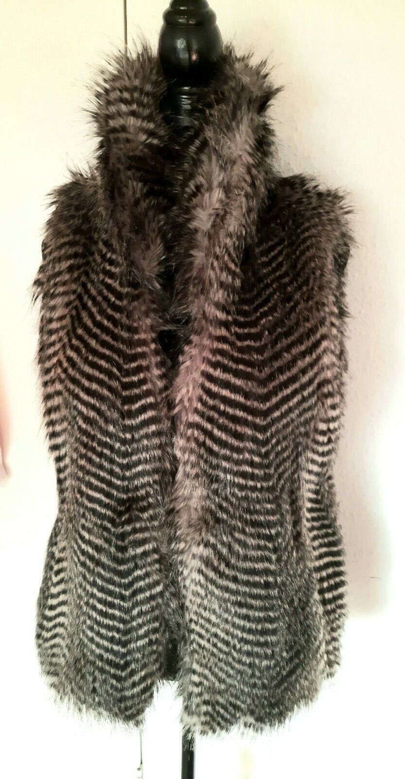 Gorgeous Faux Hair Vest Size S