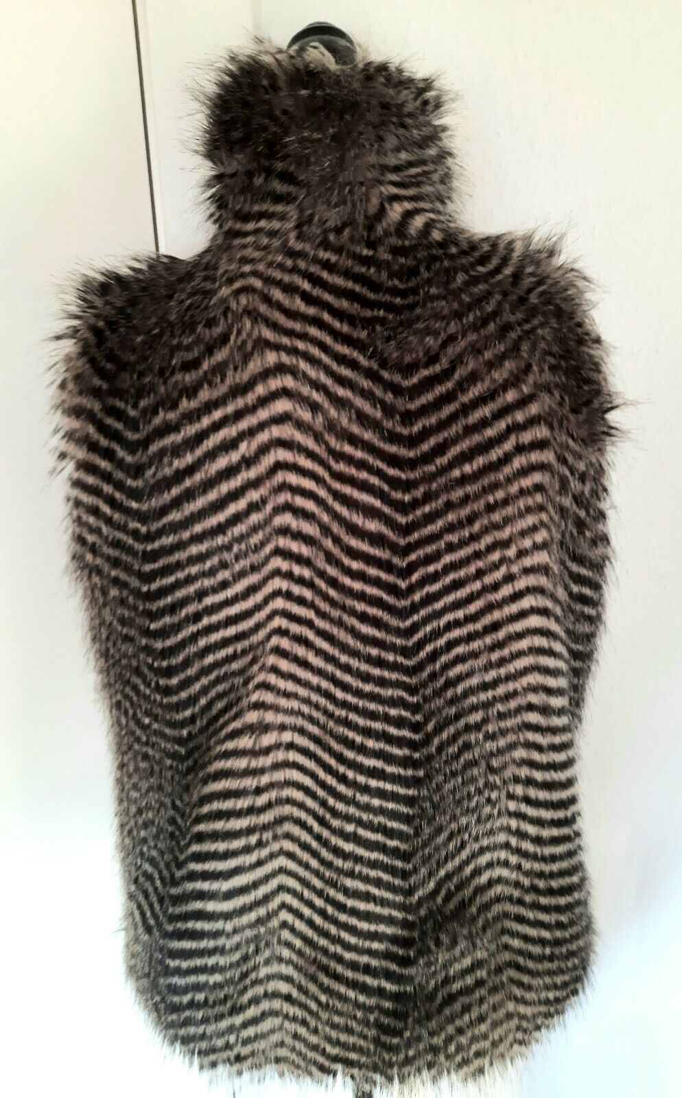 Gorgeous Faux Hair Vest Size S