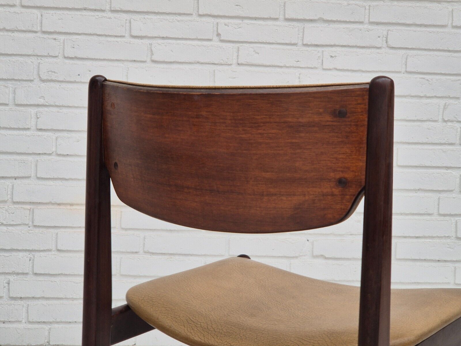 1970s set of 5 Danish dinning chairs original condition teak wood leather