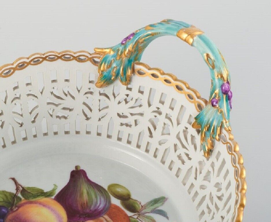 KPM Germany Large impressive and openwork bowl hand-painted with fruits