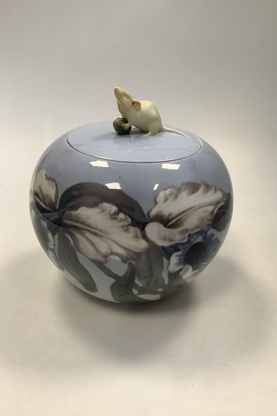 Royal Copenhagen Art Nouveau Vase with Lid of Mouse with Nut No 1218/703