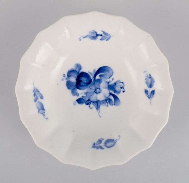 Royal Copenhagen Blue Flower Braided two bowls in porcelain