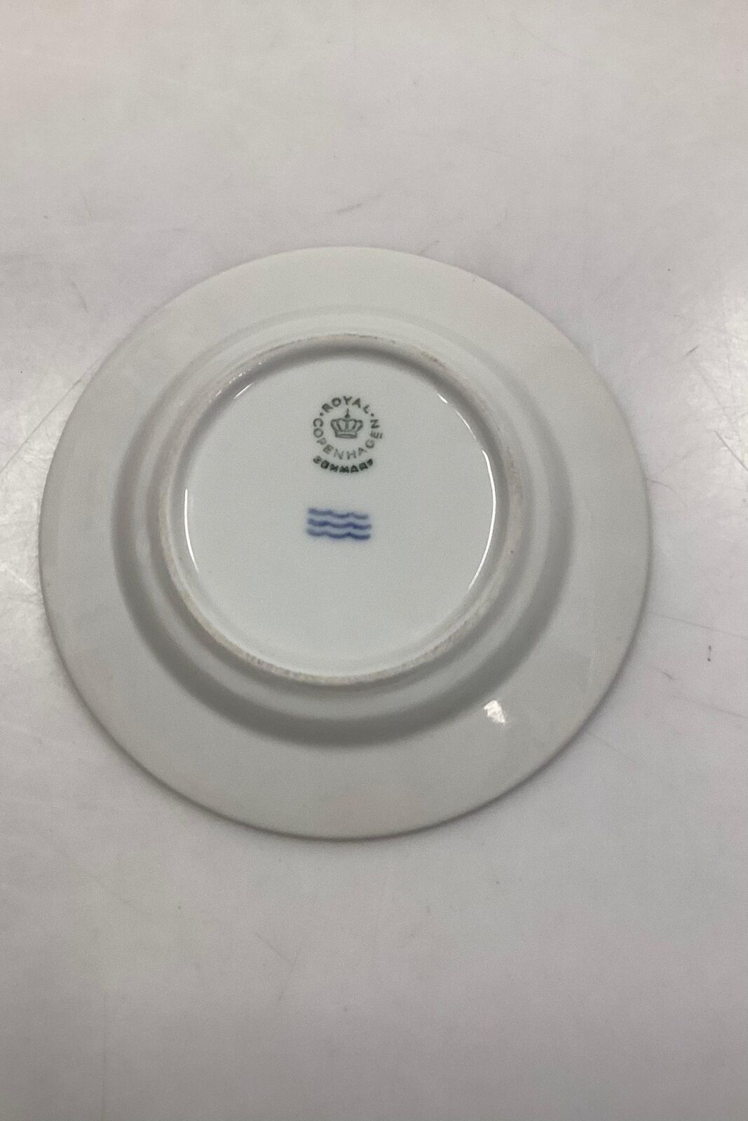 Royal Copenhagen / Aluminia Navy Christmas Plate 1975