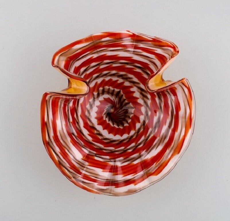 Murano bowl in polychrome mouth-blown art glass Spiral decoration