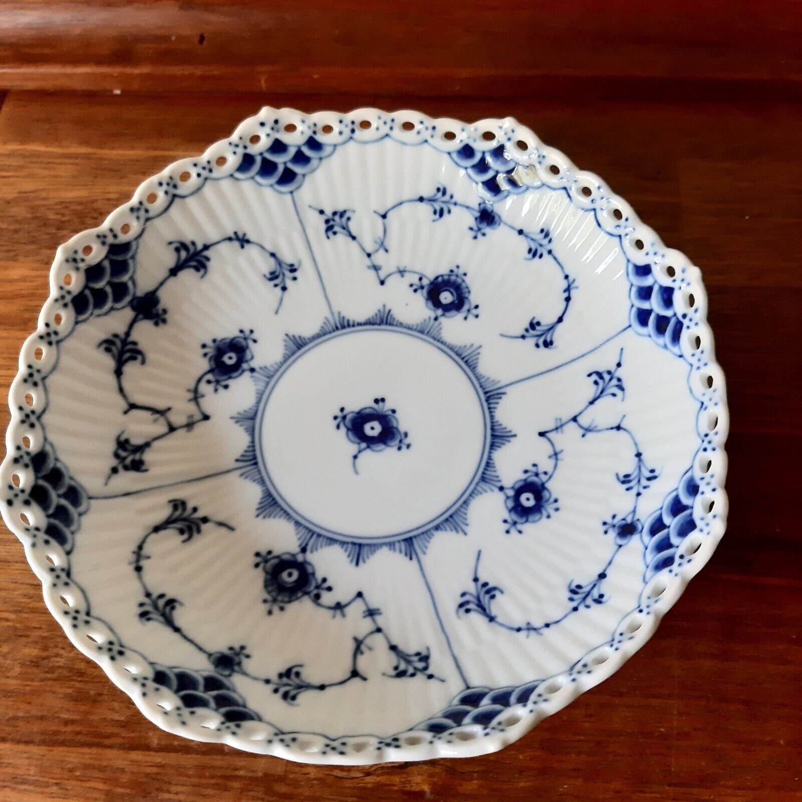 Footed Cake Dish Bowl # 1-1023 BLUE FLUTED FULL LACE Royal Copenhagen 1965