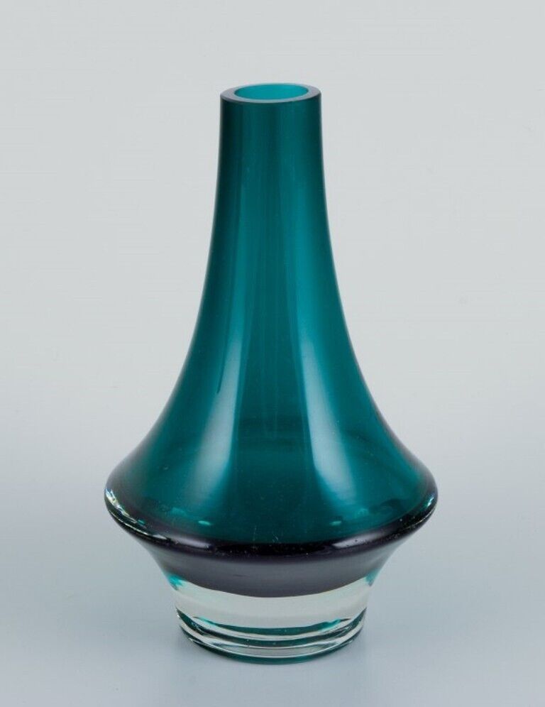 Erkkitapio Siiroinen for Riihimäen Lasi  Two vases in green and clear glass