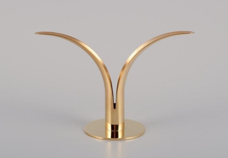 Skultuna pair of Liljan candle holders in brass Designed by Ivar Ålenius Björk