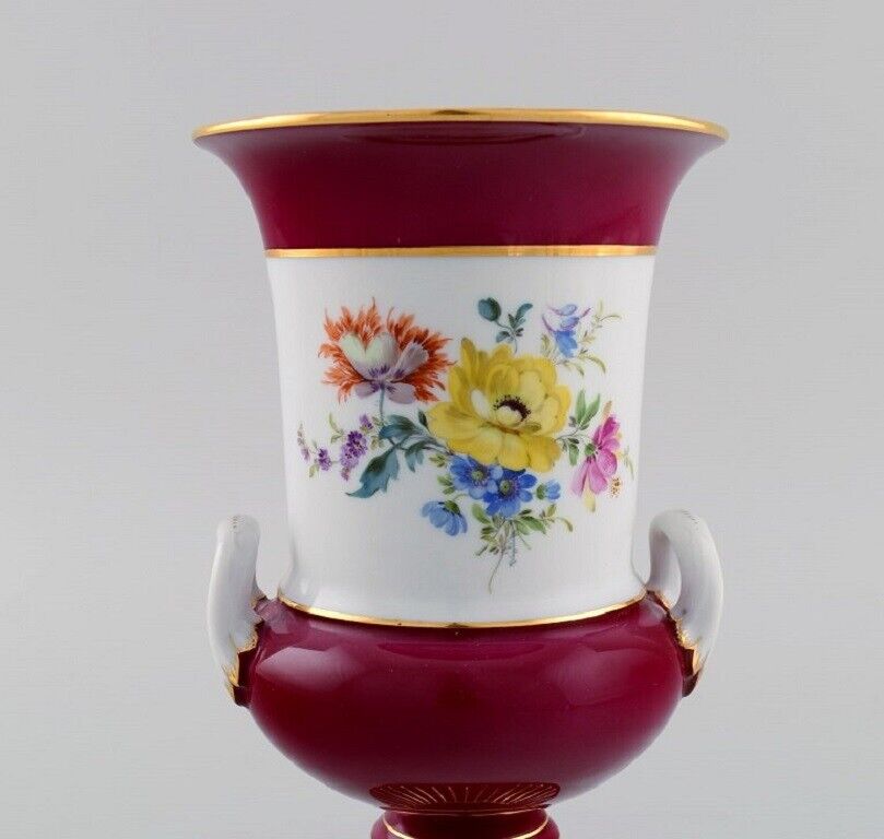 Antique Meissen porcelain vase with hand-painted flowers Ca 1900