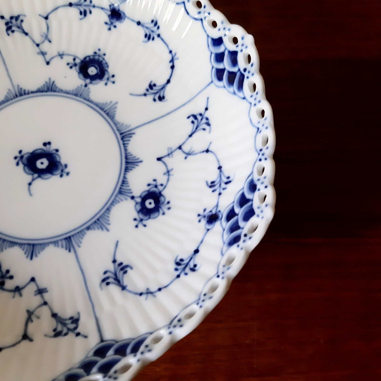 Footed Cake Dish Bowl # 1-1023 BLUE FLUTED FULL LACE Royal Copenhagen 1965