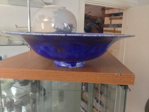 Royal Copenhagen Crystaline glaze bowl by Soren Berg from 1926