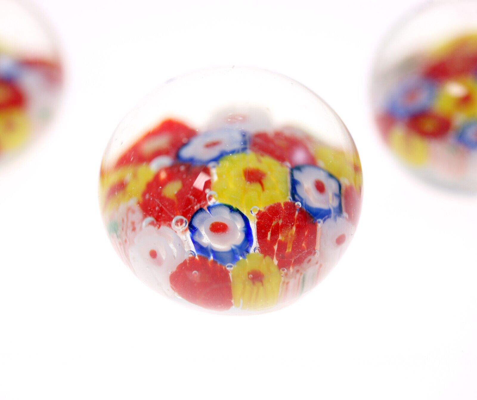 Vintage glass paperweights circa 1980s-Floral detail in mini sizes-Weight 380g