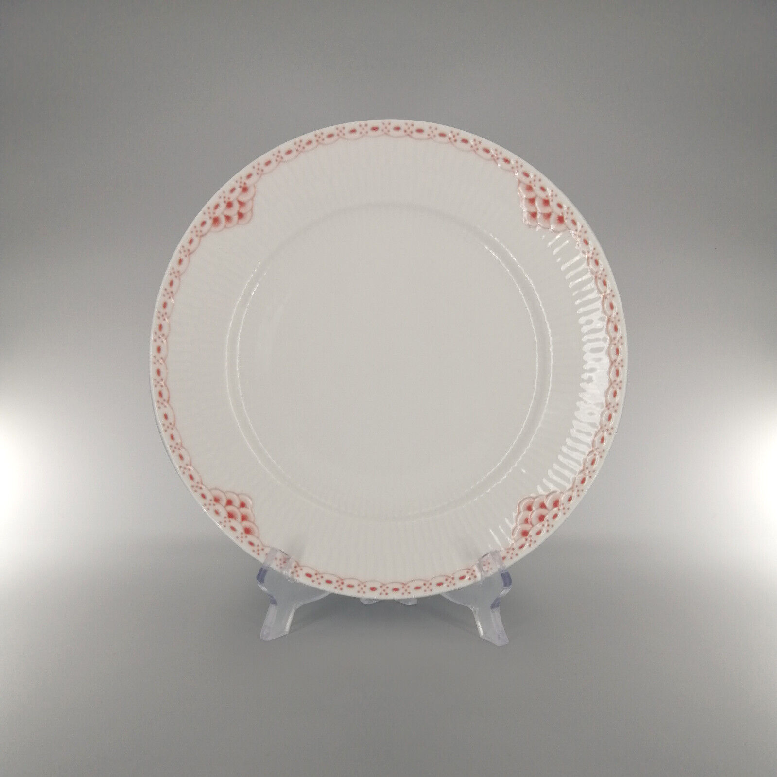 Royal Copenhagen Coral Lace Plate (22 cm) - #622-ba