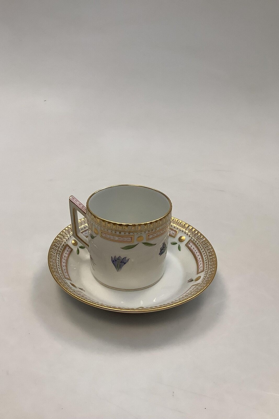 Royal Copenhagen Flora Danica Chocolate Cup No 20/3512