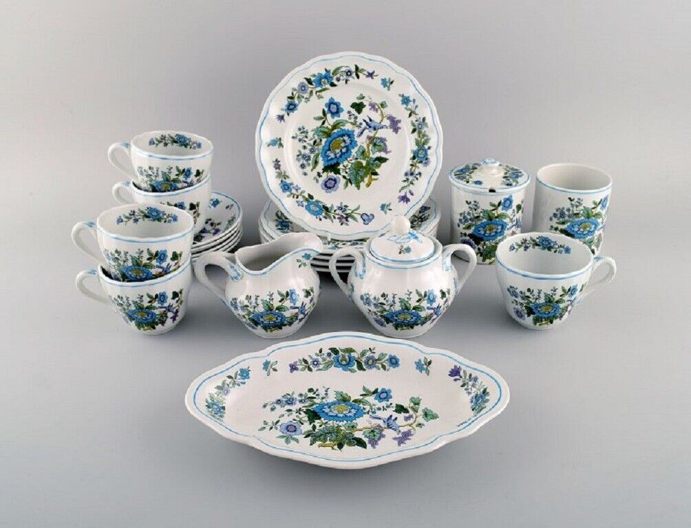 Spode England Mulberry coffee service for five people in porcelain