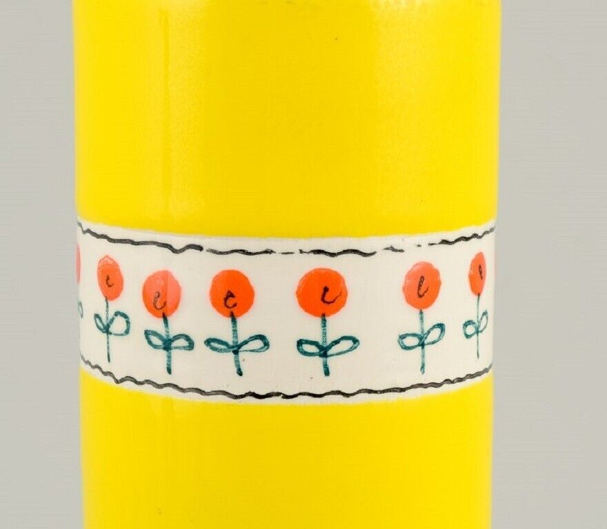 Alvino Bagni Italy Unique tall vase in yellow hand-decorated ceramic 1960/70s