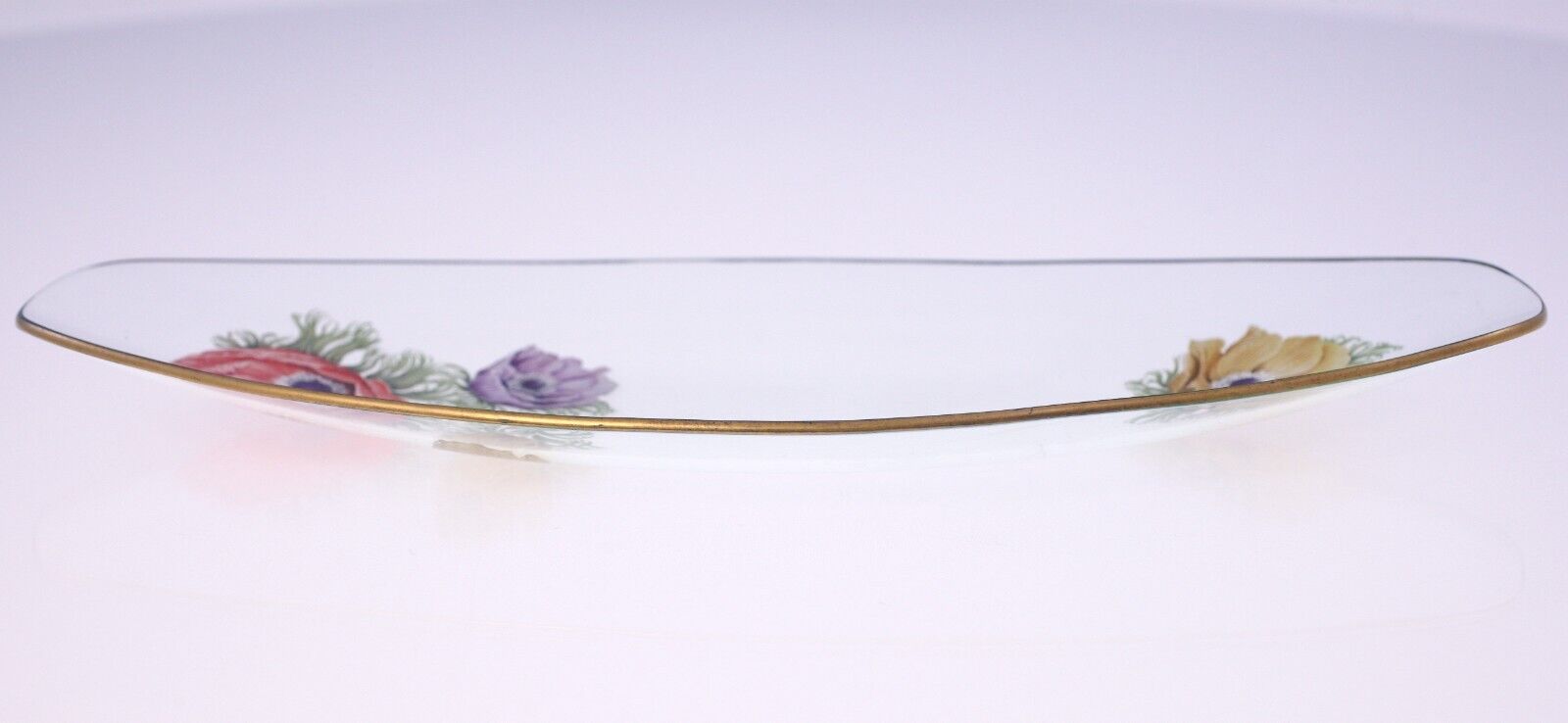 Vintage oval shaped glass dish with a floral detail-circa 1960s-Weight 284g