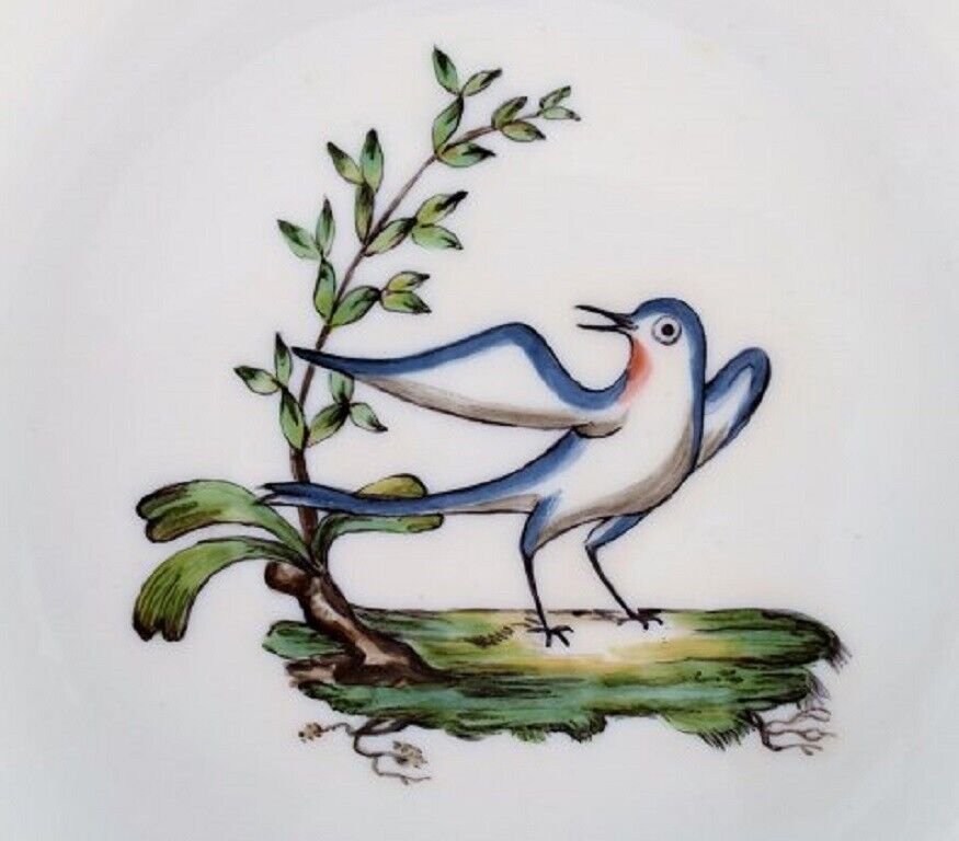 Royal Copenhagen soup plate in hand-painted porcelain with bird motifs 17 pcs