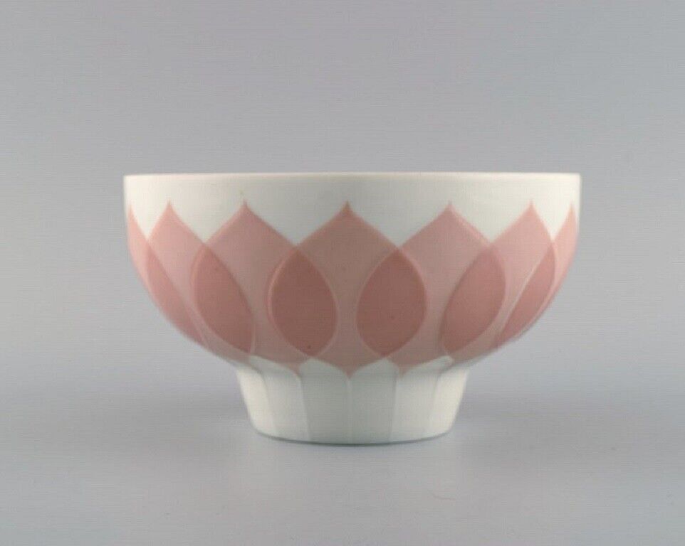 Bjørn Wiinblad for Rosenthal Lotus porcelain service Bowl 1980s