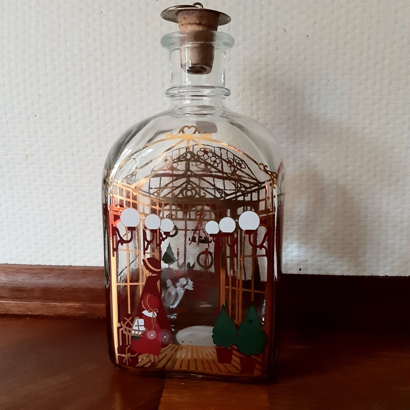 1995 GOLDEN CHRISTMAS Calendar BOTTLE with  2 DRAM GLASSES HOLMEGAARD