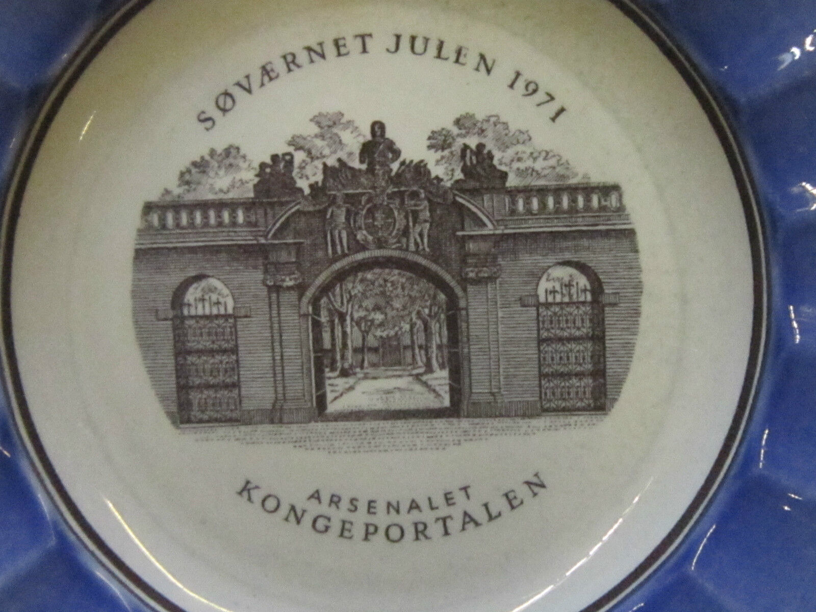 Royal Copenhagen Navy Christmas Plate 1971 Søværnets jul diameter 65 inch 16 cm