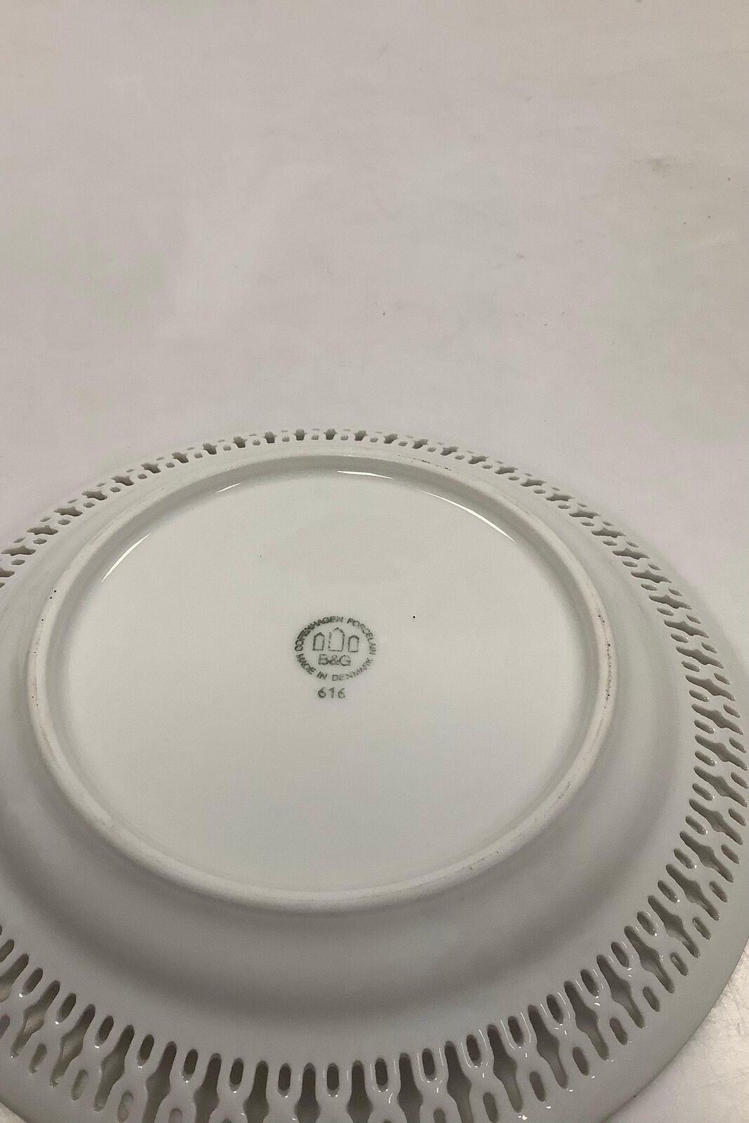 Bing and Grondahl Haga White Openwork Edge Cake Plate No 306