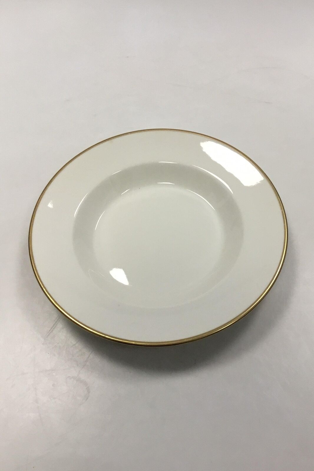 Royal Copenhagen Smooth Cream-colored Pattern Deep Plate No 9587