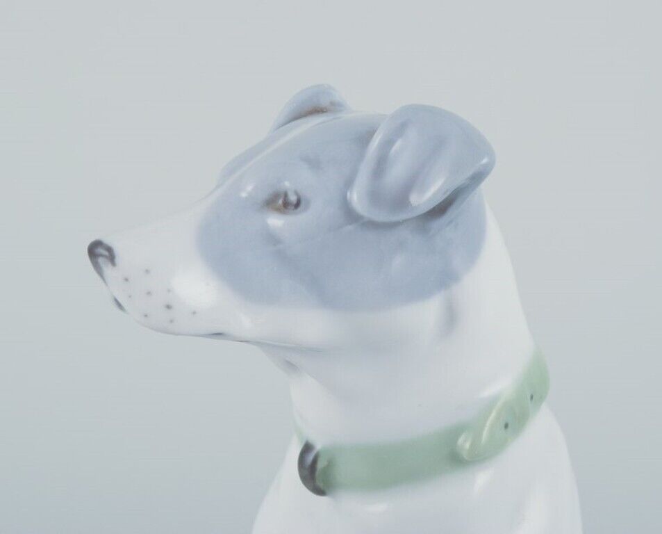 Fritz and Ilse Pfeffer Gotha Germany Porcelain figurine of a sitting dog