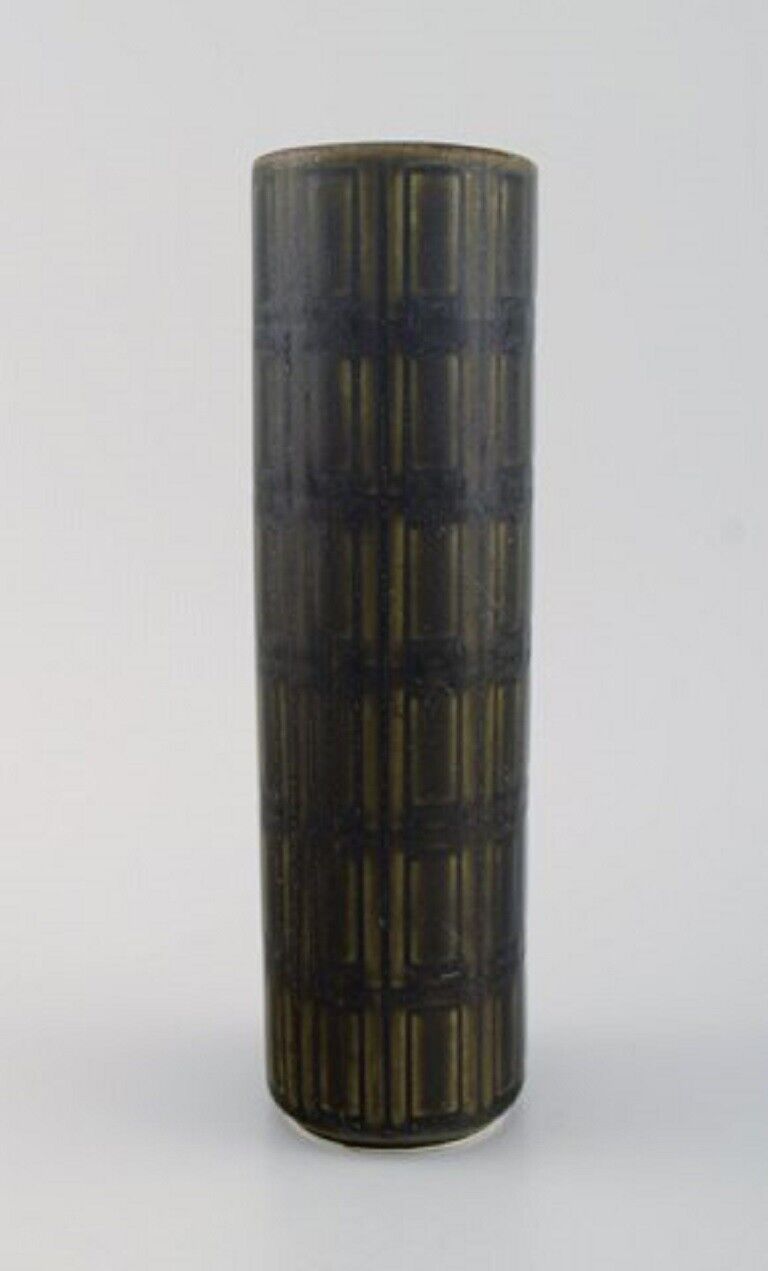 Arabia Finland Vase in glazed in ceramics Beautiful glaze in dark green shades