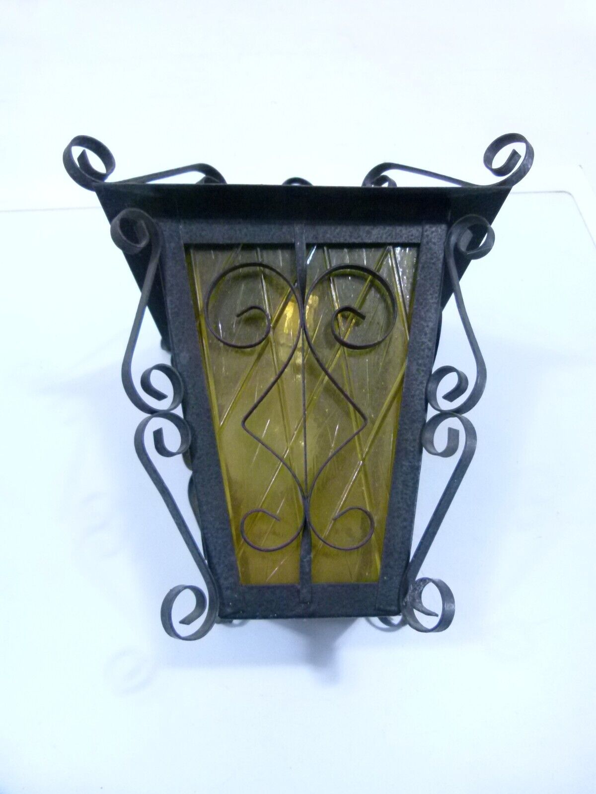 Stained glass lamp