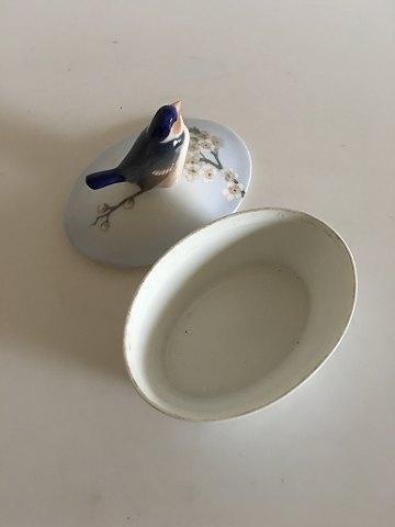 Royal Copenhagen Art Nouveau Lidded dish with bird No 64/1464