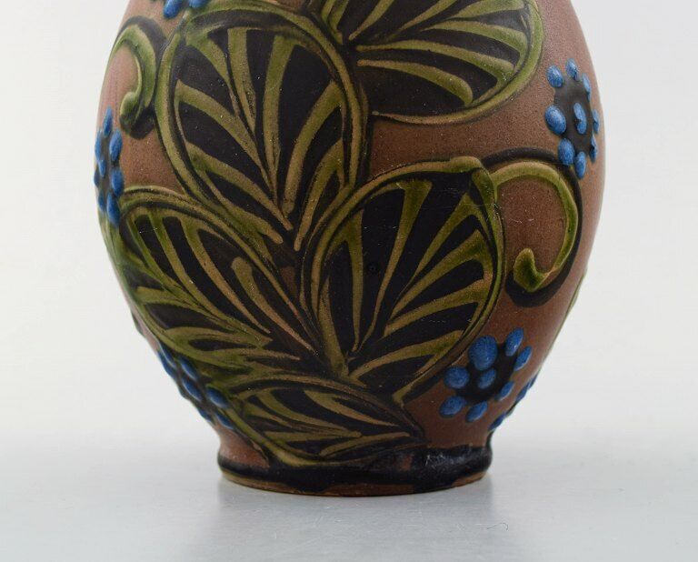 Kähler HAK glazed stoneware vase in modern design 1930 / 40's