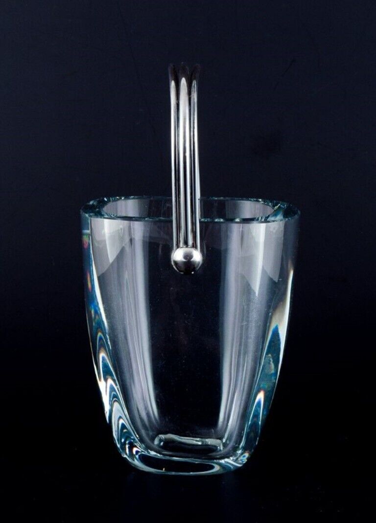 Modernist ice bucket in art glass with a handle in sterling silver