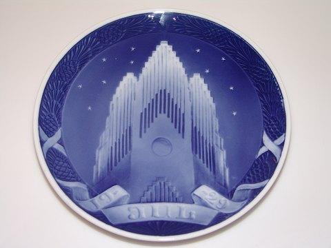 Royal Copenhagen RC Christmas Plate 1929