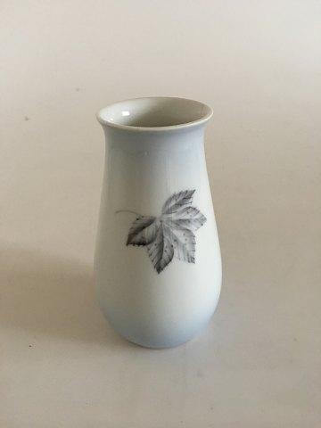 Bing  Grondahl Falling Leaves Vase No 201