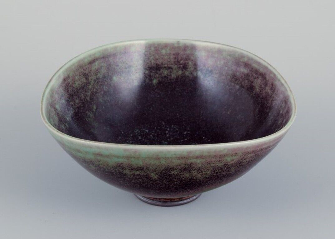 Berndt Friberg for Gustavsberg Sweden Unique ceramic bowl in Aniara glaze