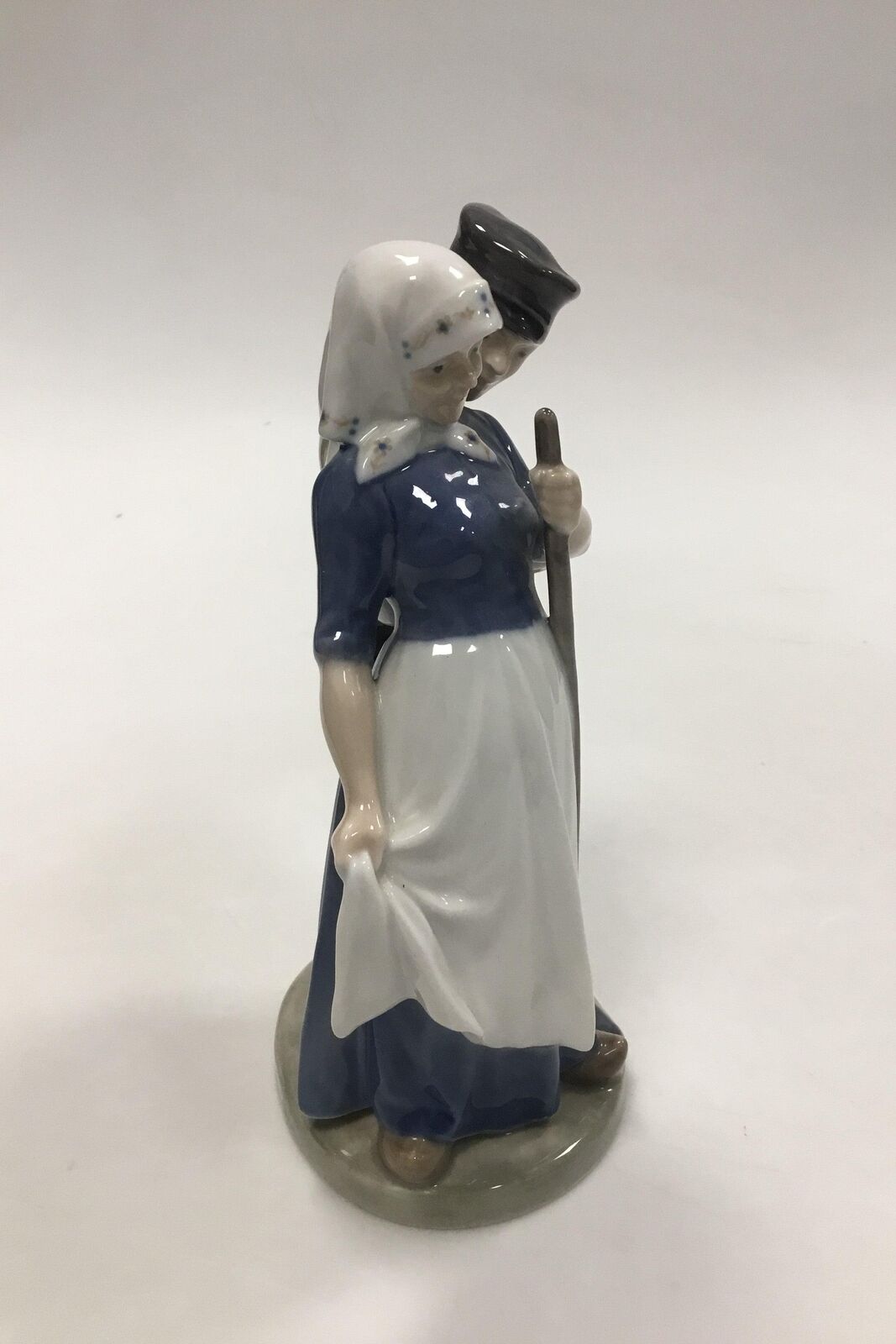 Royal Copenhagen Figurine Harvest People No 1300