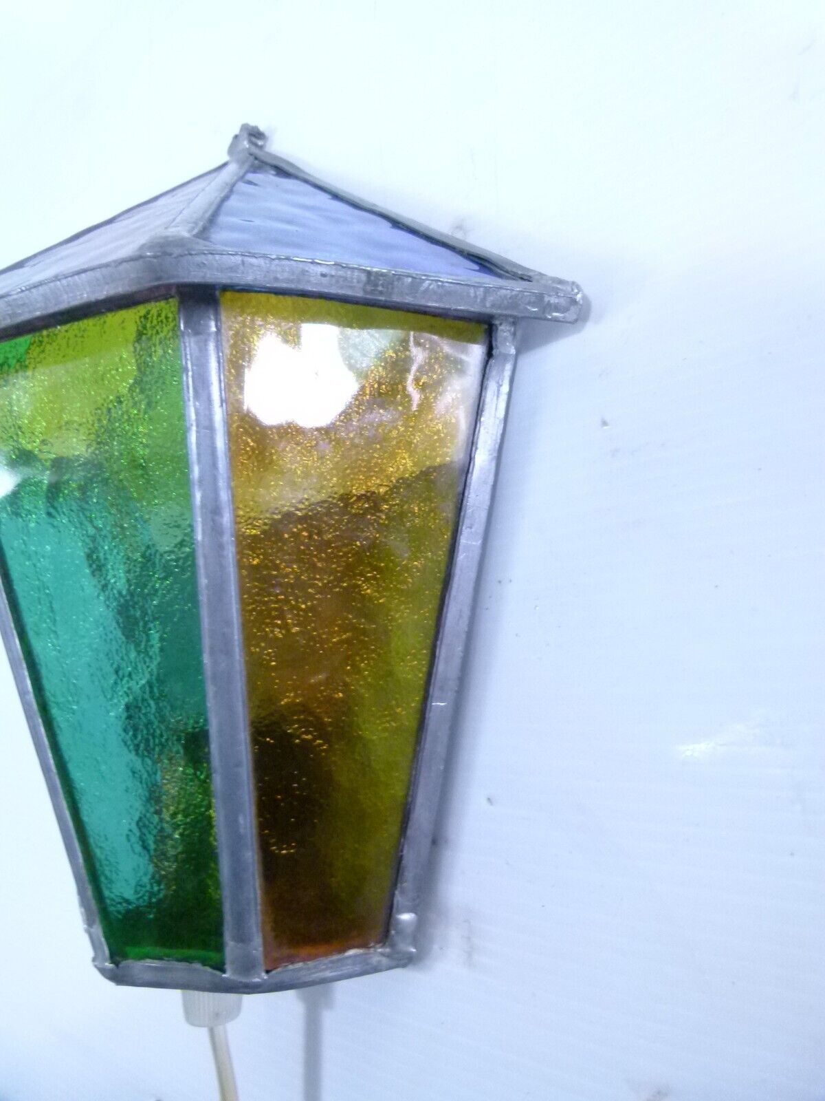 Stained glass lamp wall light