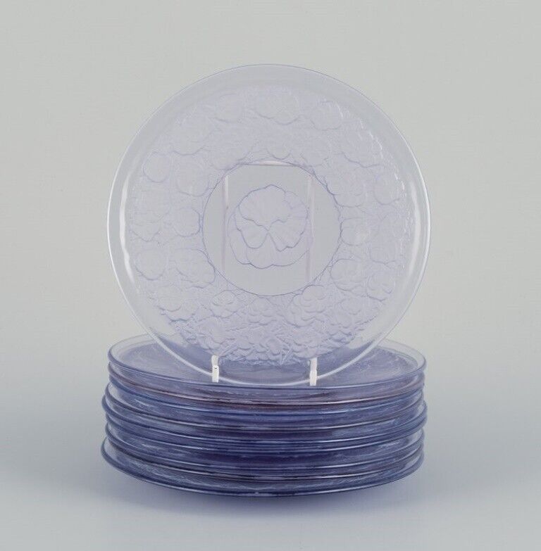 Lalique-style Set of ten plates designed with flower motifs in purple glass