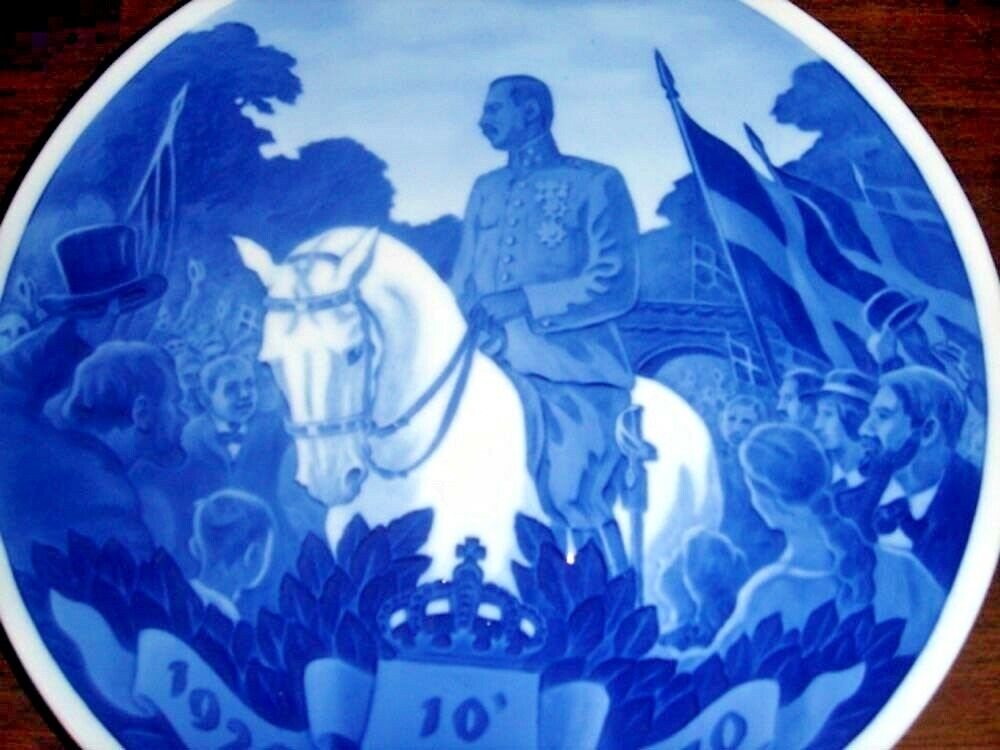 RARE 1920-1930 King Chr X on Horse Commemorative Plate ROYAL COPENHAGEN Fact 1