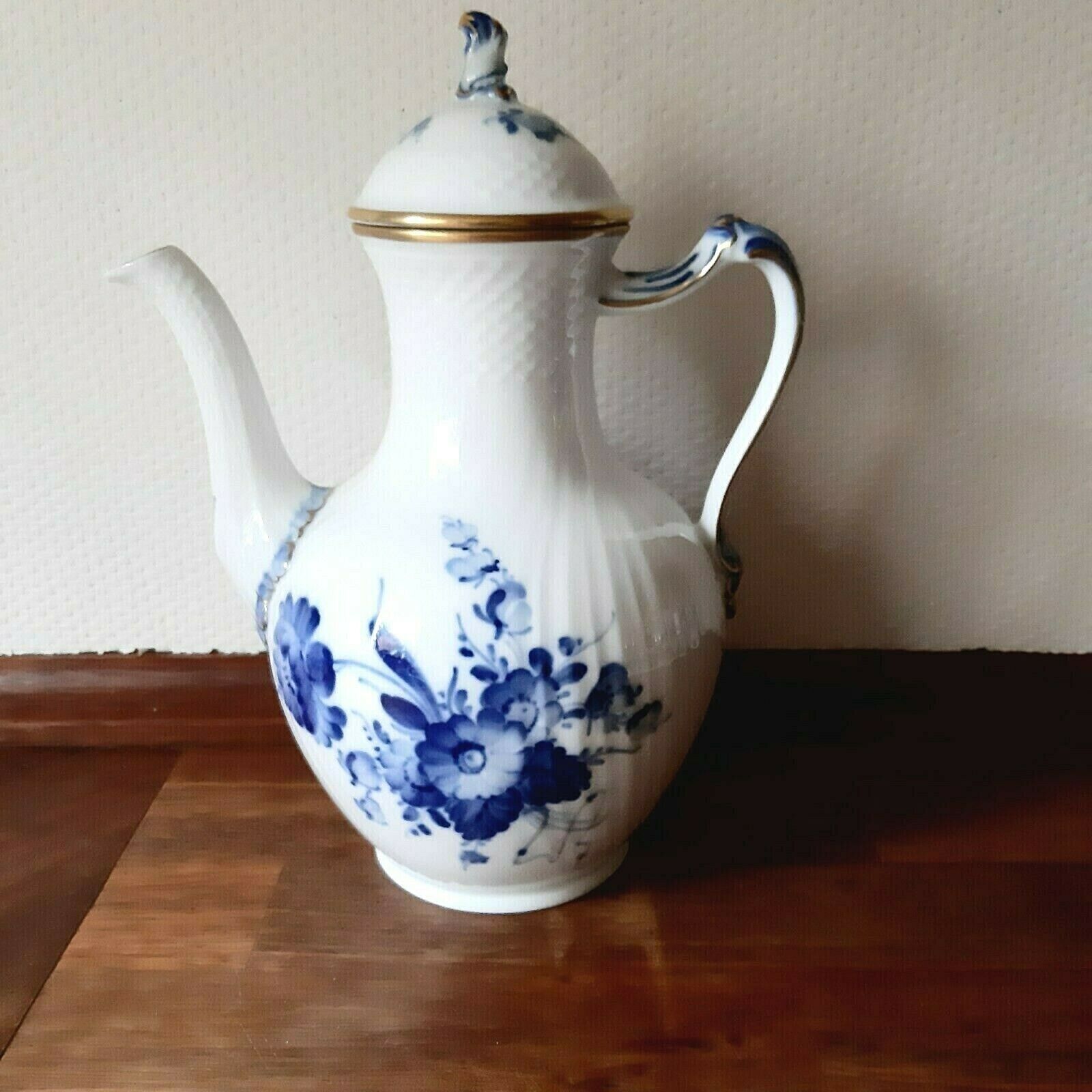 Coffee Pot BLUE FLOWER Curved w GOLD # 10-1794 Royal Copenhagen 1959 Fact 1