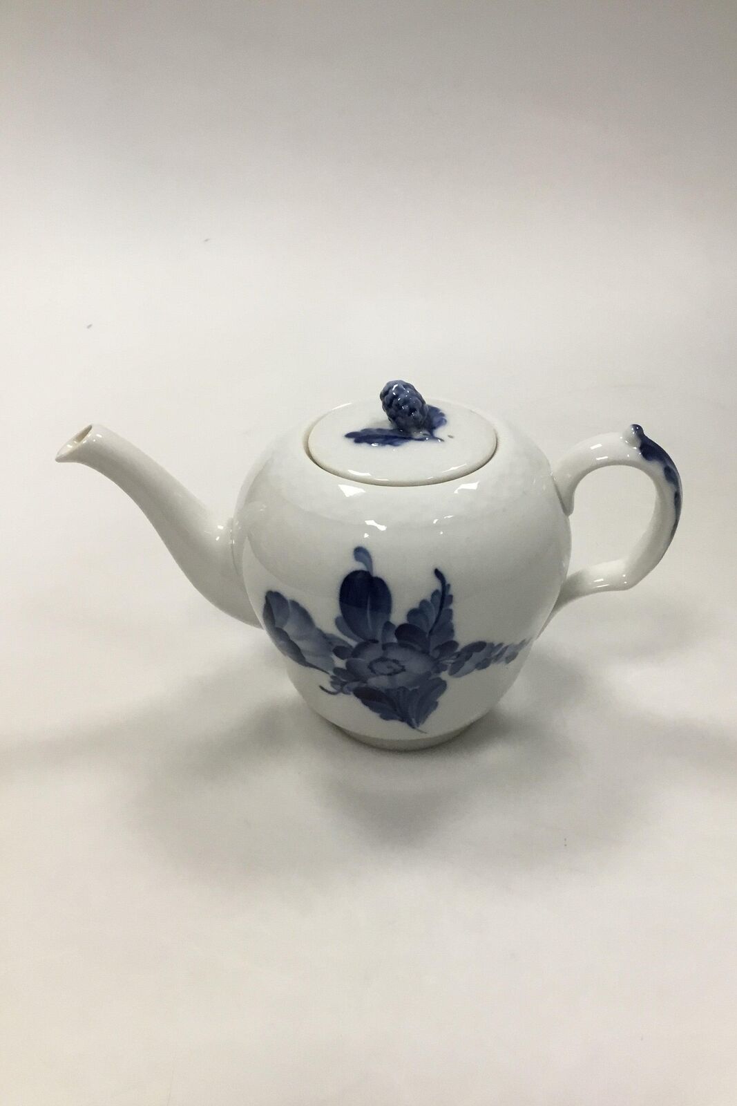 Royal Copenhagen Blue Flower Braided Teapot No 8122