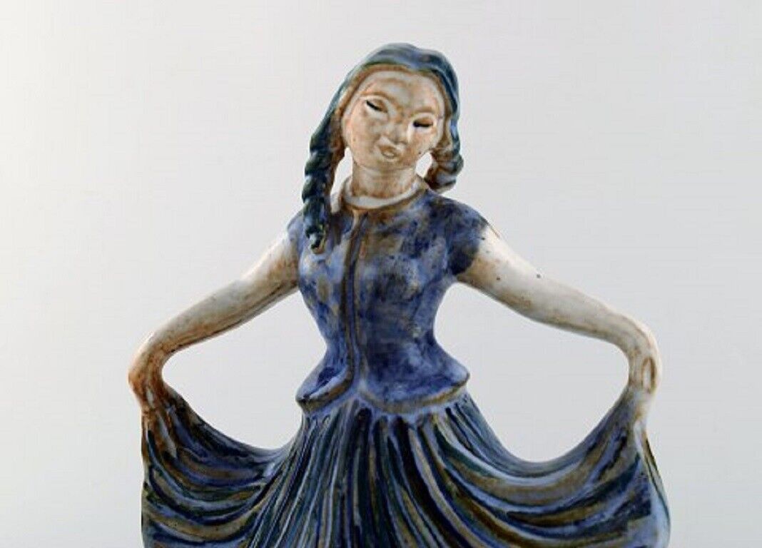 Gertrud Kudielka 1896-1984 for Hjorth (Bornholm) Dancing girl 1960's