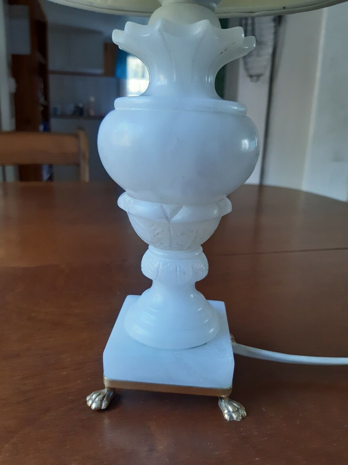 Mid century Italian alabaster lamp