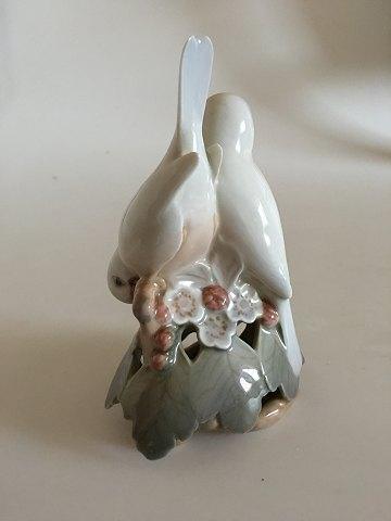 Royal Copenhagen Figurine Lovebirds No 402/056