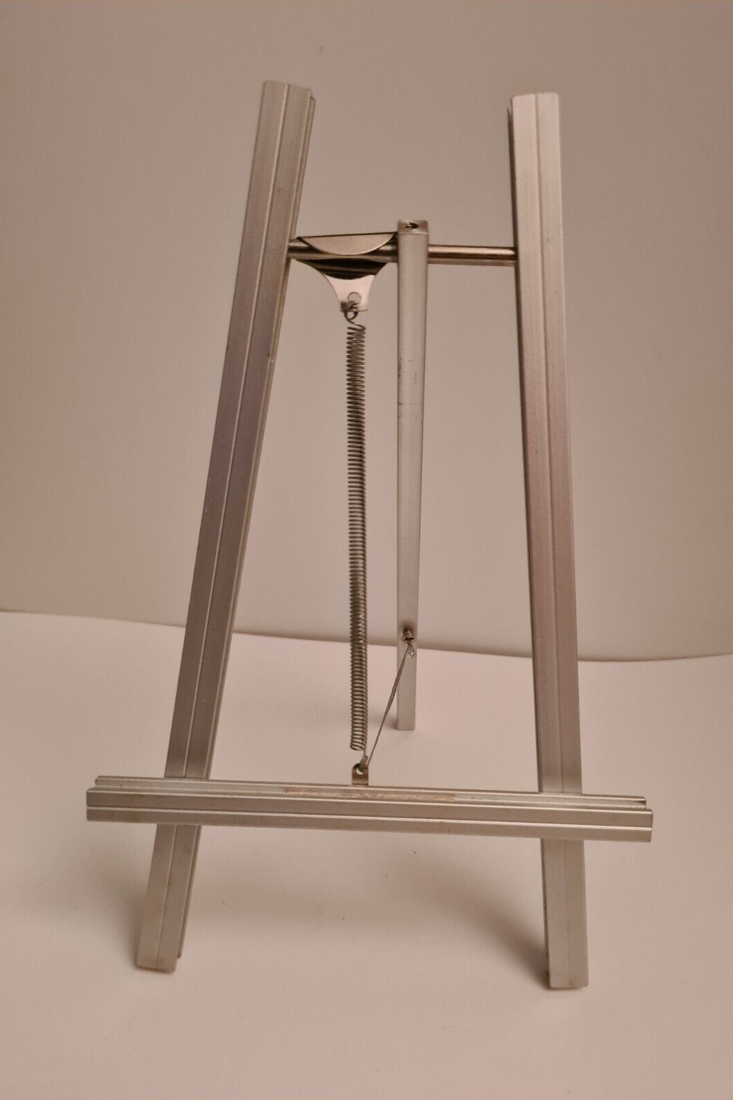 Aluminium Miniature Artist Easel - A6  A5