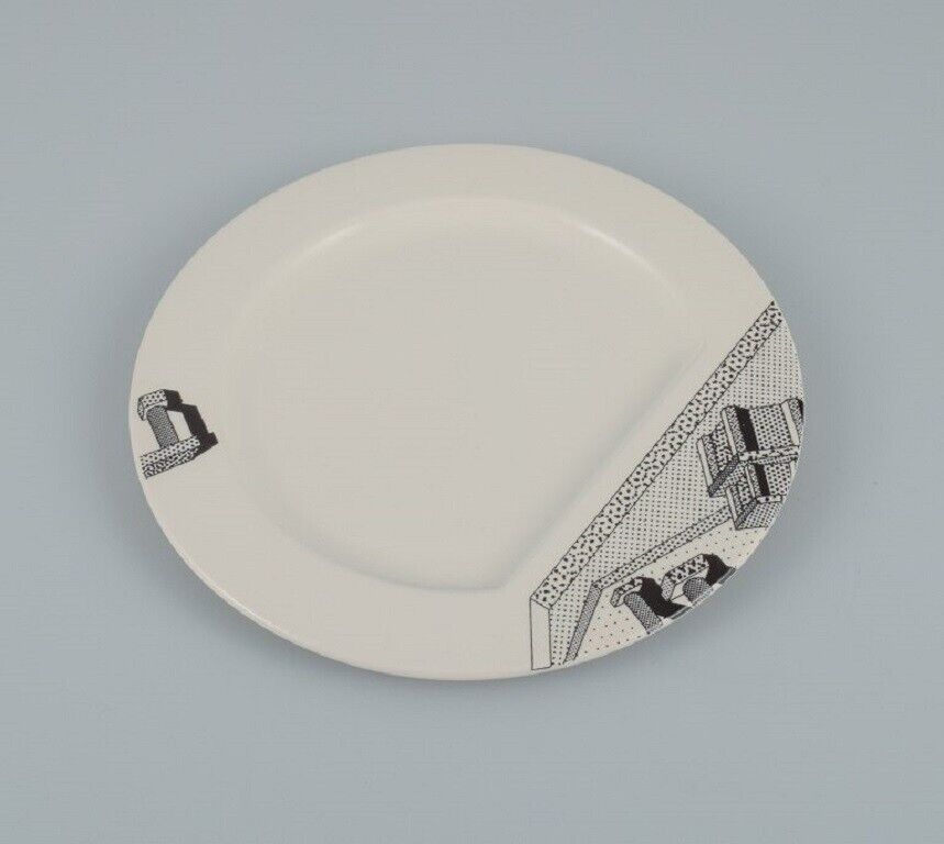 Ettore Sottsass for Flavia Memphis Milano two futuristic porcelain plates