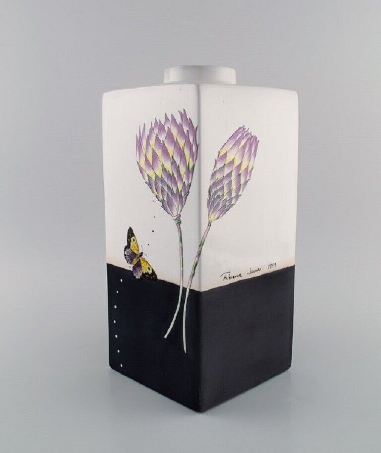 Fabienne Jouvin Paris Unique vase in glazed ceramics with hand-painted flowers